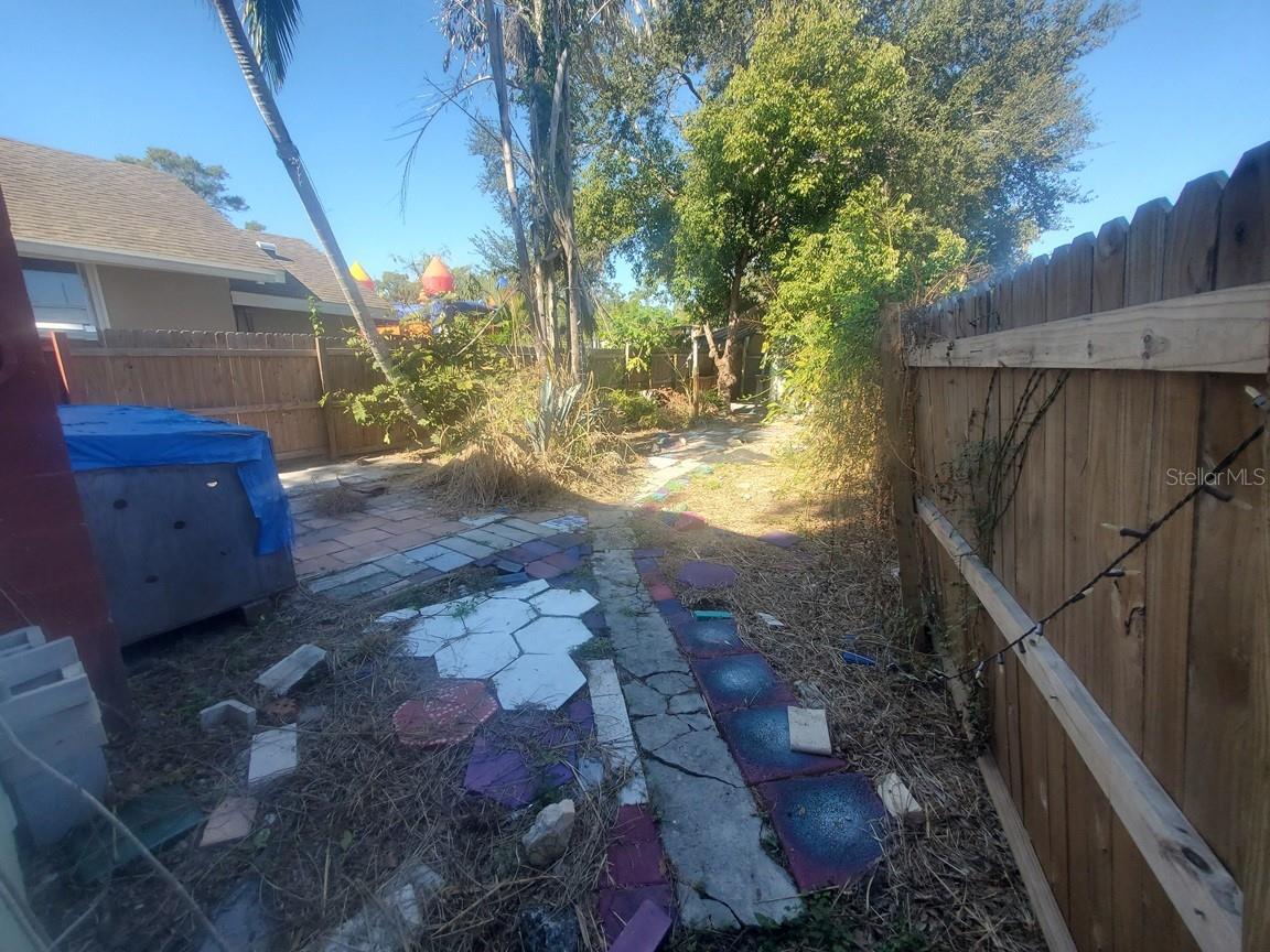 TB8452153 Property Photo