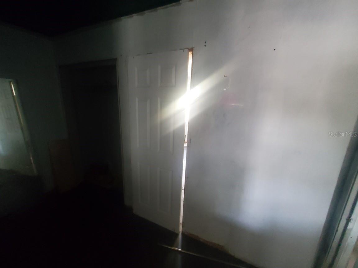 TB8452153 Property Photo