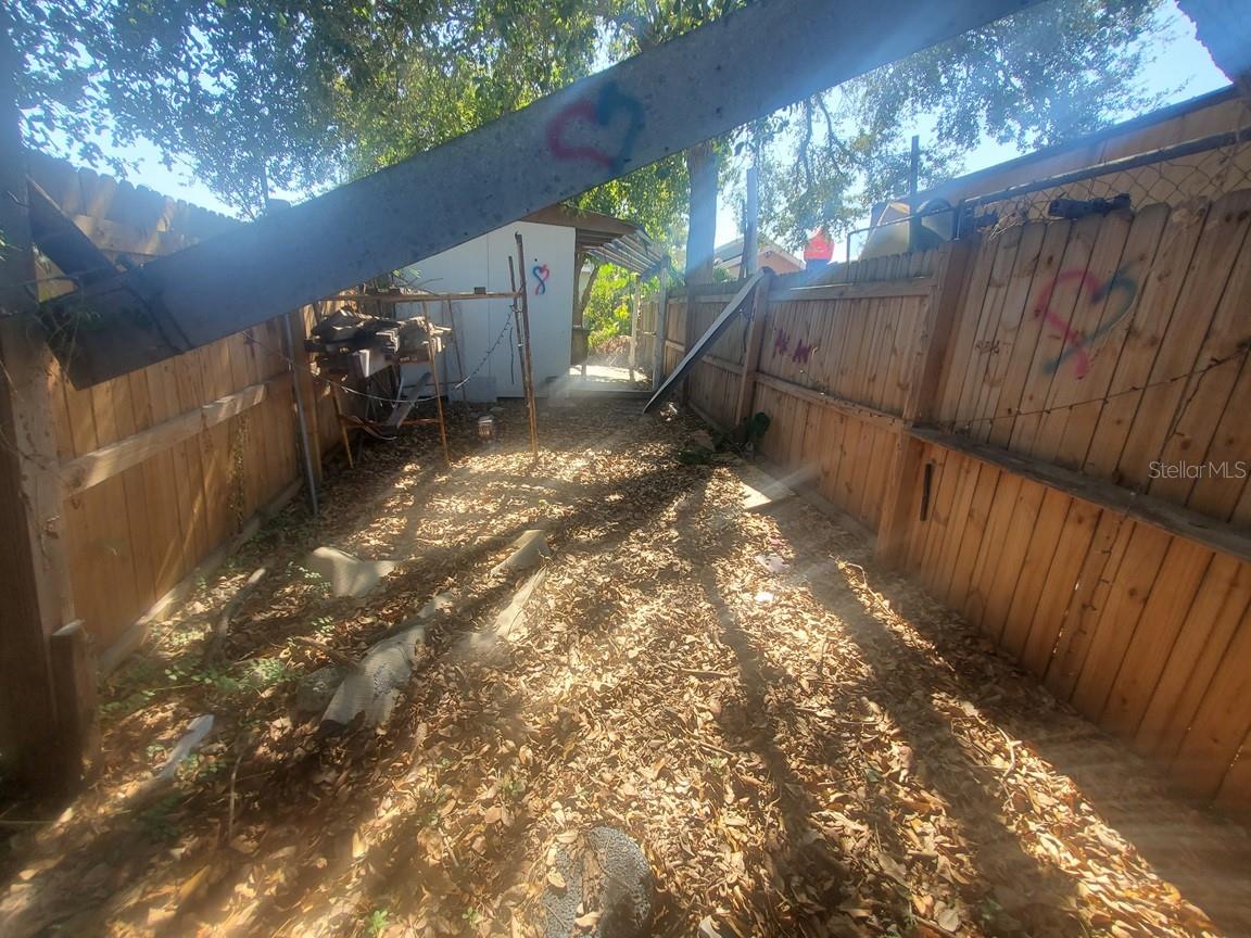 TB8452153 Property Photo