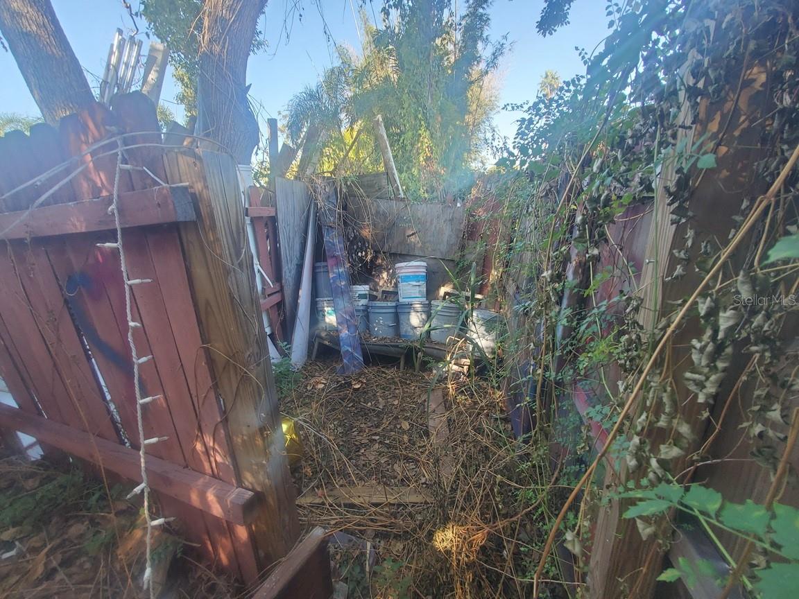 TB8452153 Property Photo