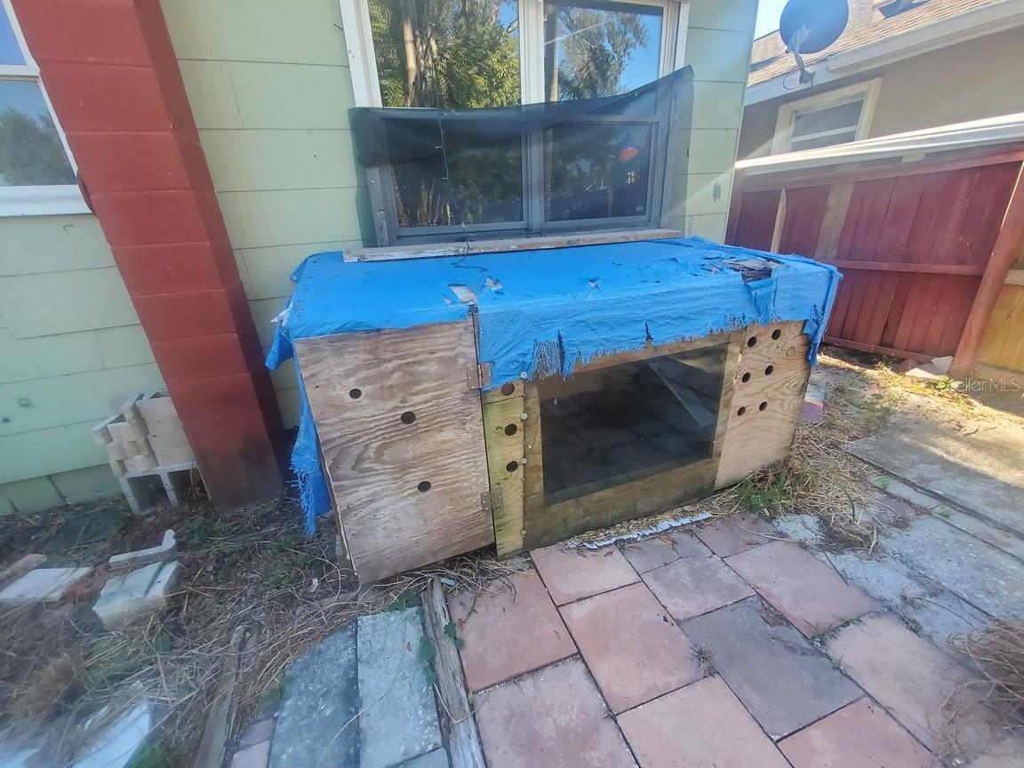 TB8452153 Property Photo