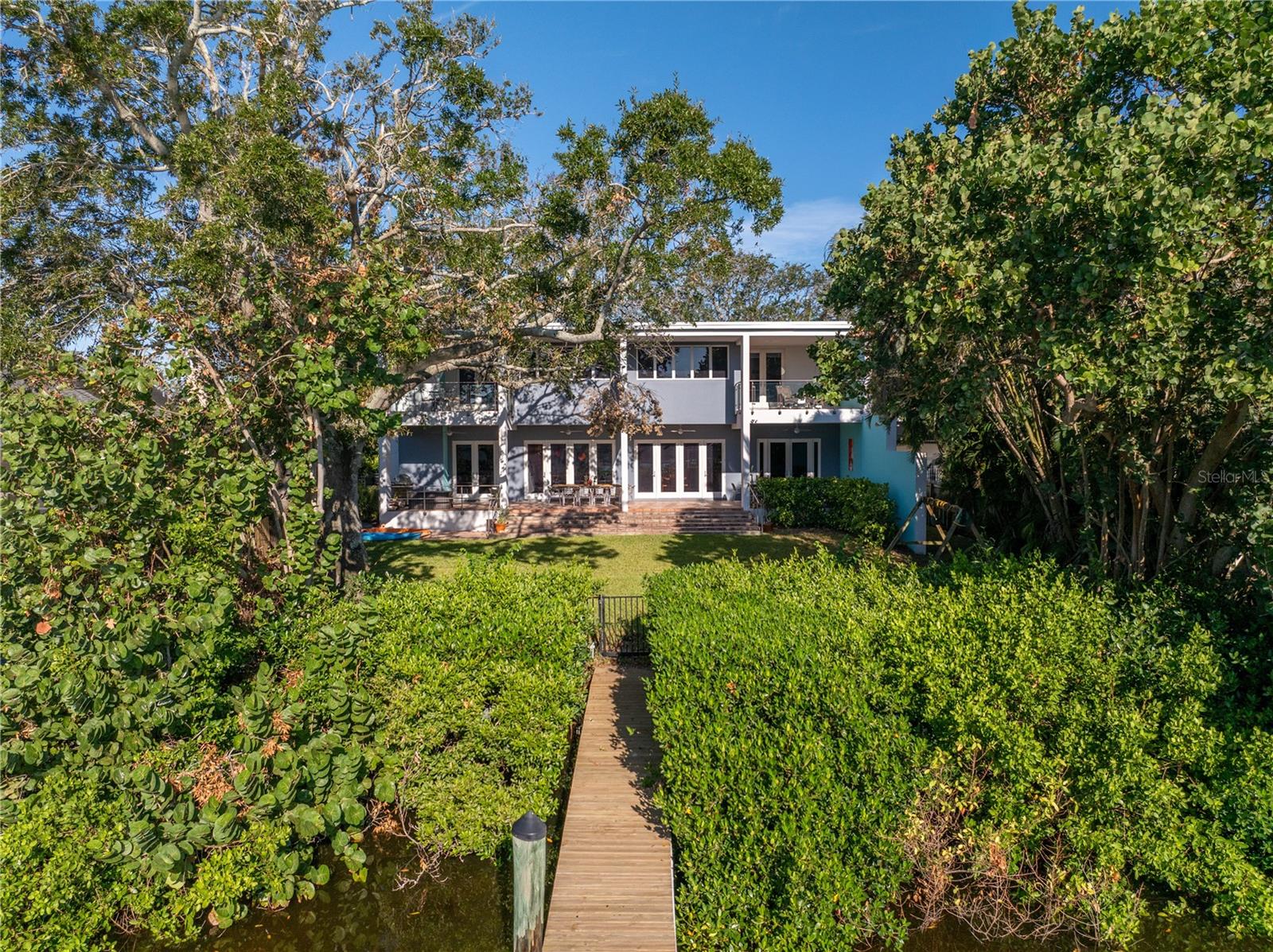 TB8452164 Property Photo