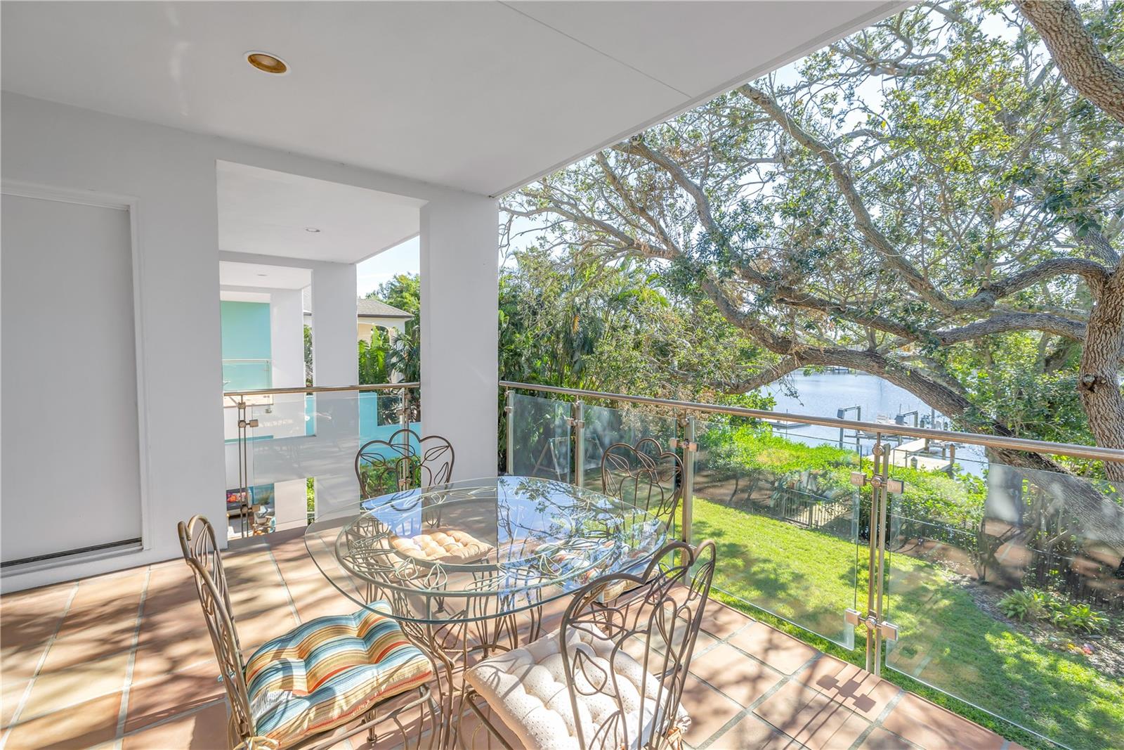 TB8452164 Property Photo