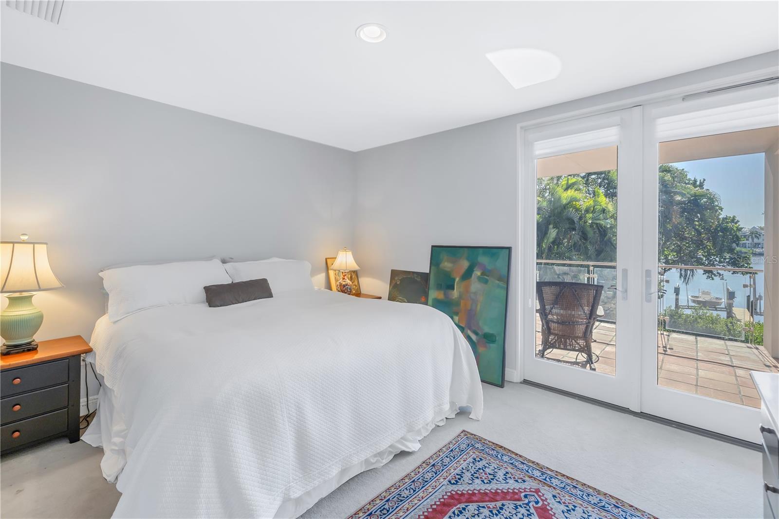 TB8452164 Property Photo