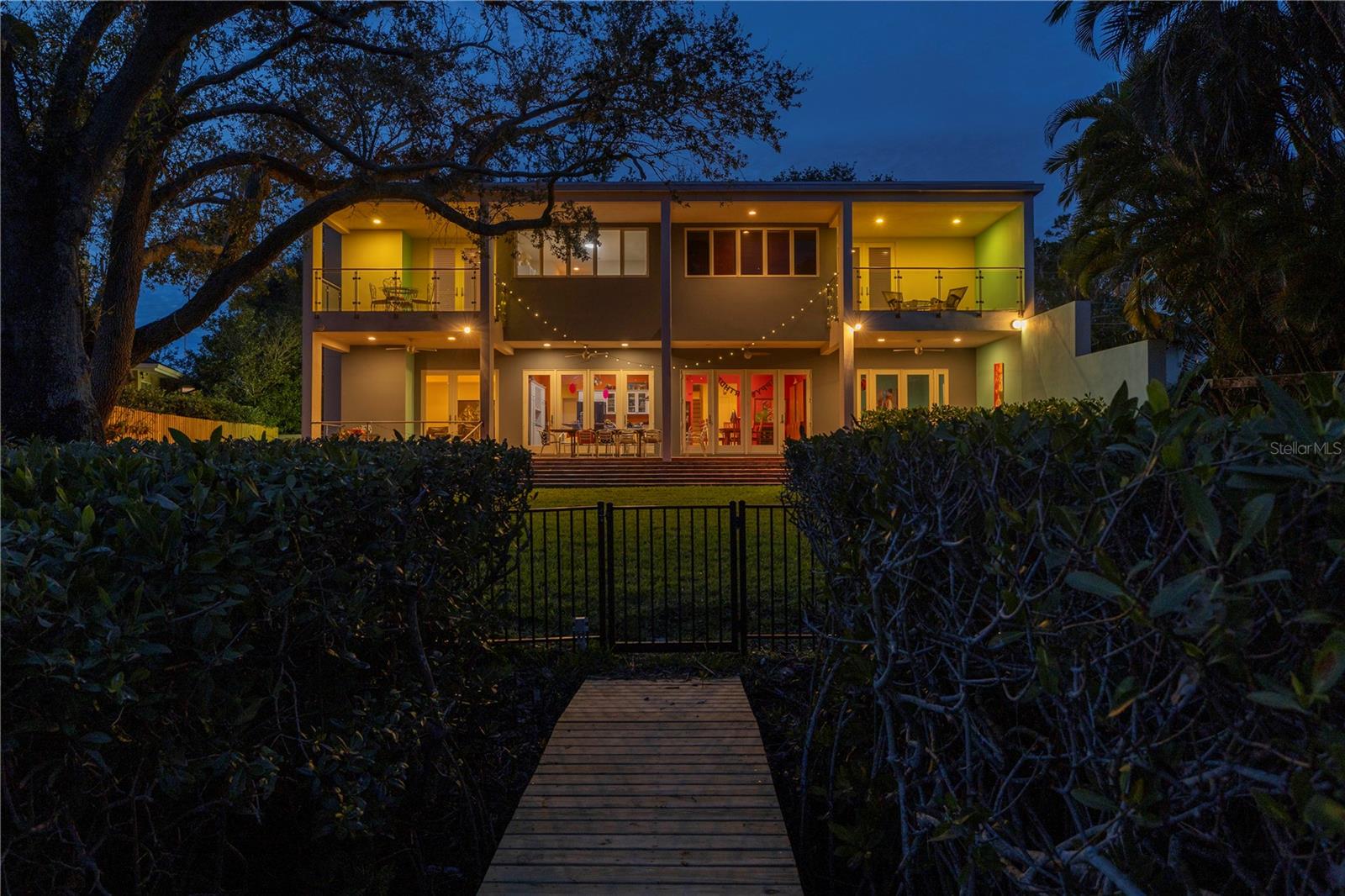 TB8452164 Property Photo