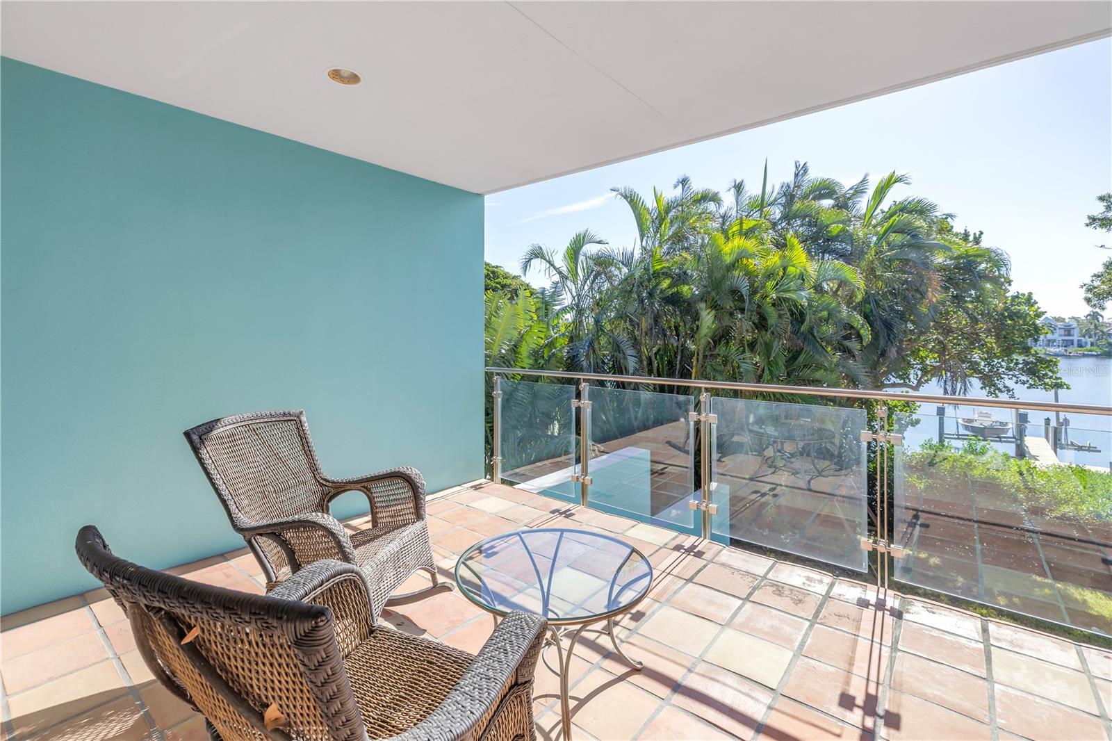 TB8452164 Property Photo