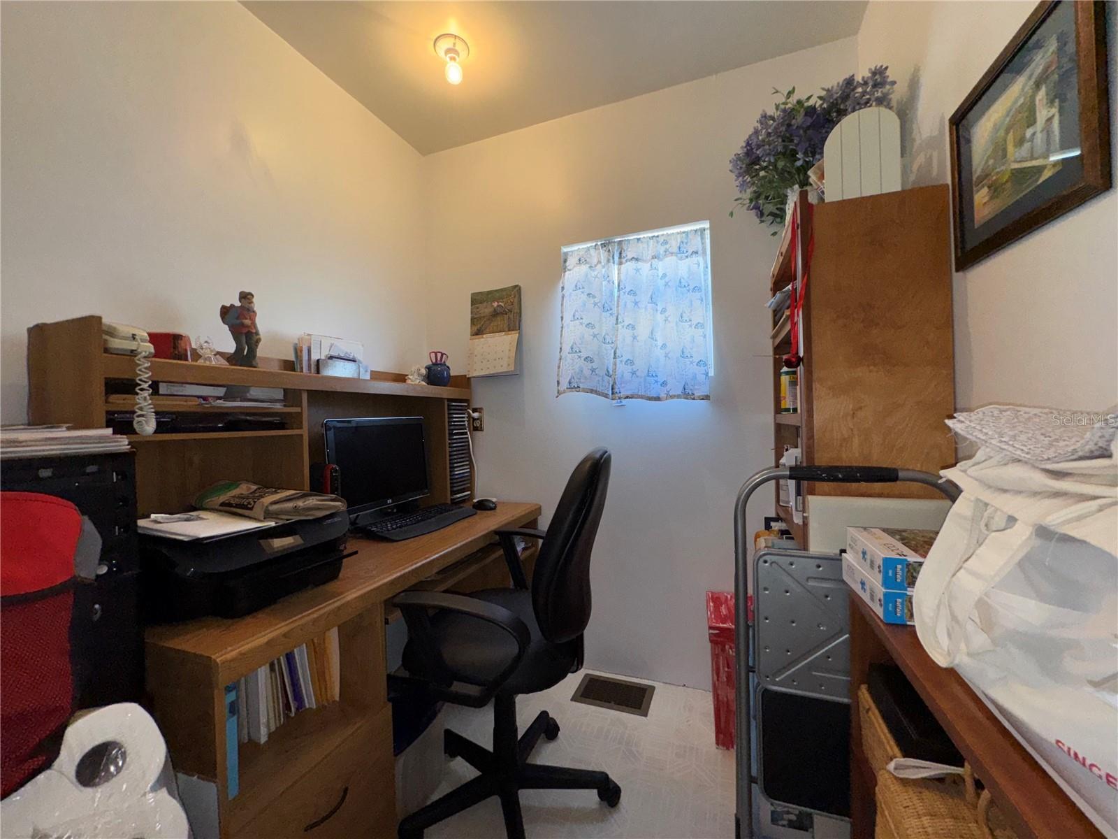 TB8452197 Property Photo