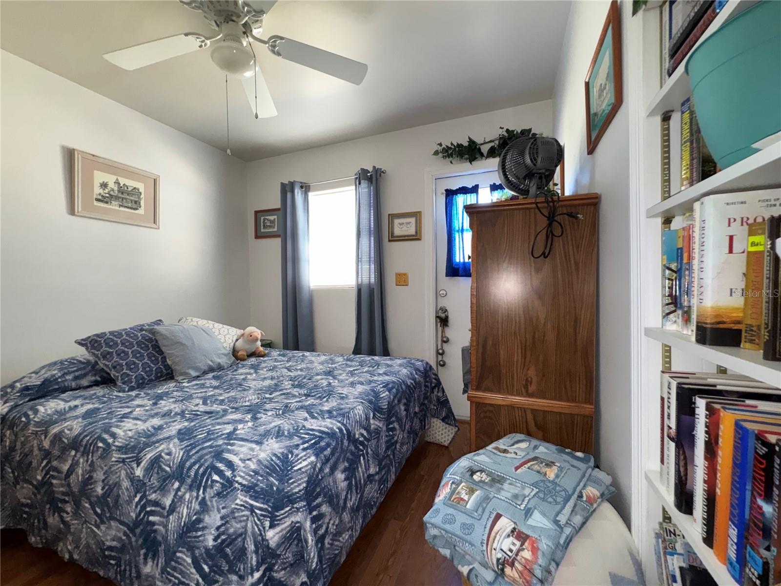 TB8452197 Property Photo