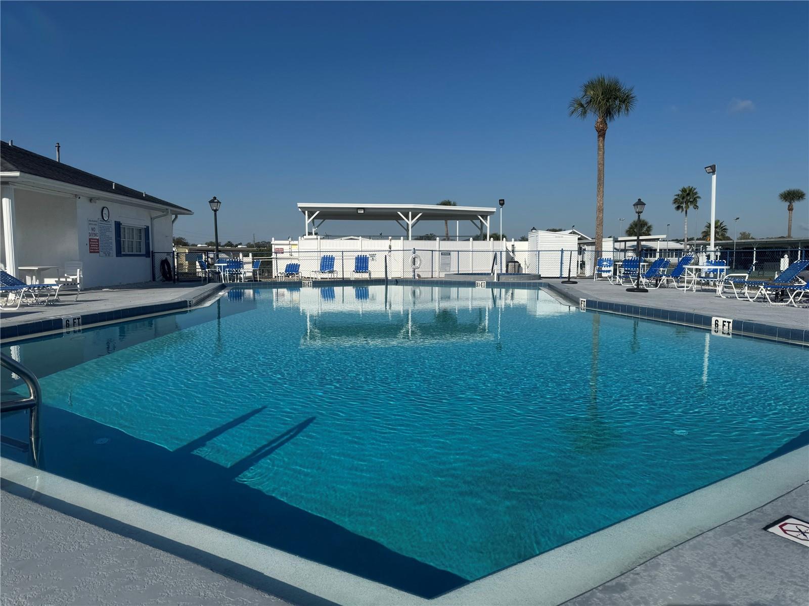 TB8452197 Property Photo