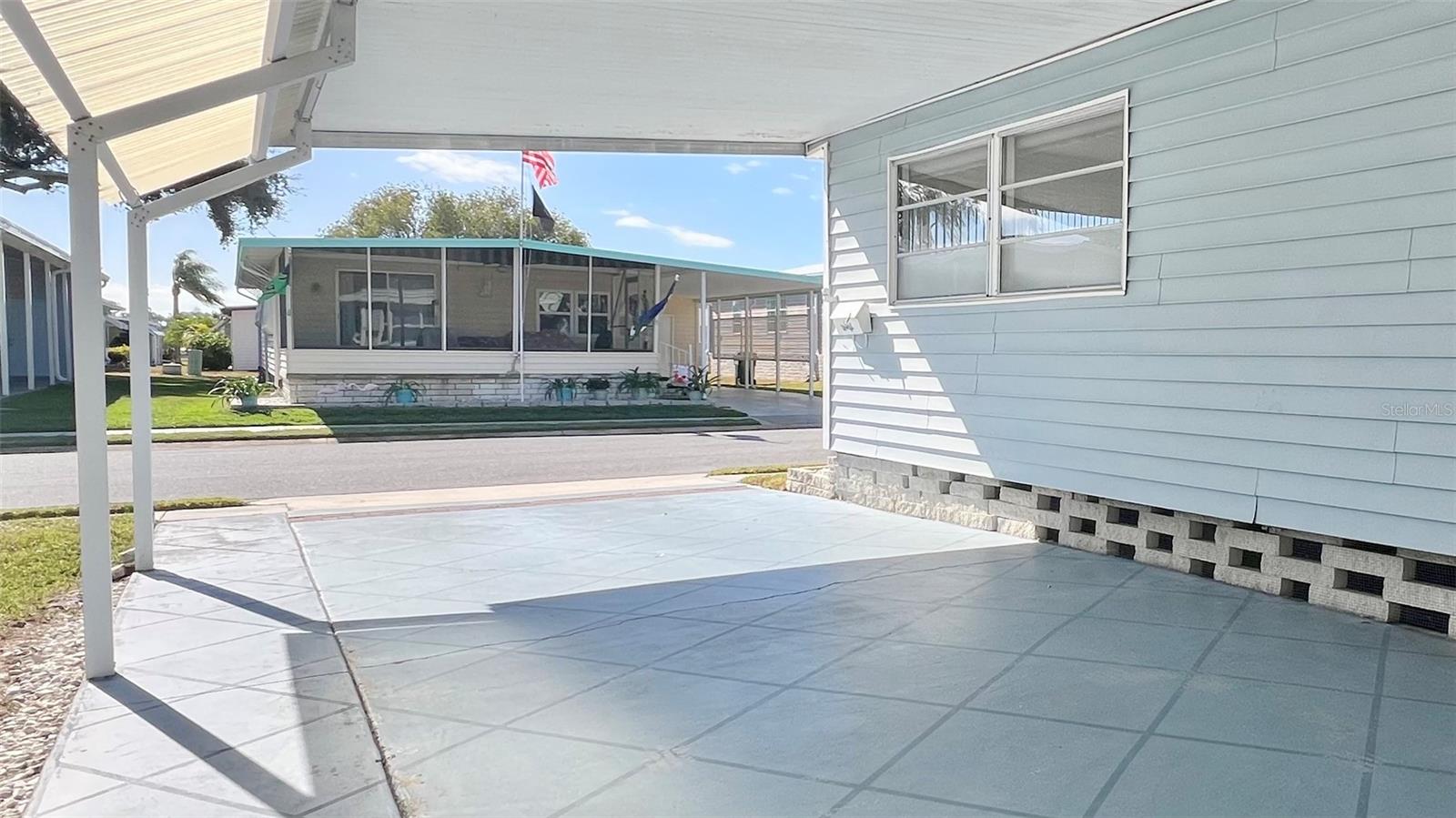 TB8452219 Property Photo