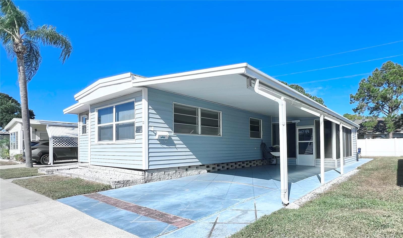 TB8452219 Property Photo