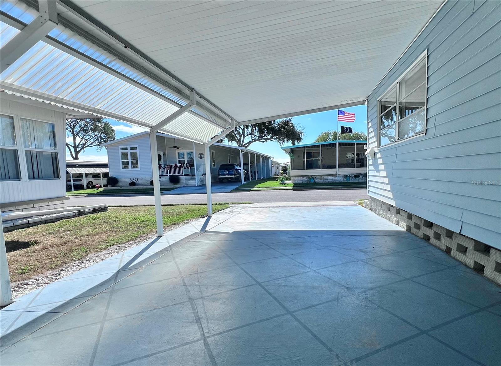 TB8452219 Property Photo