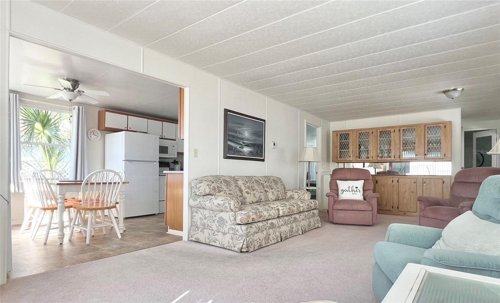 TB8452219 Property Photo