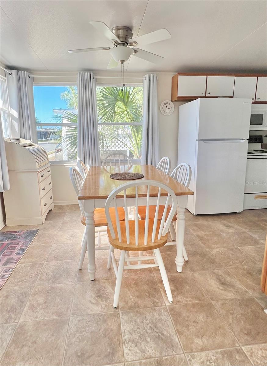 TB8452219 Property Photo