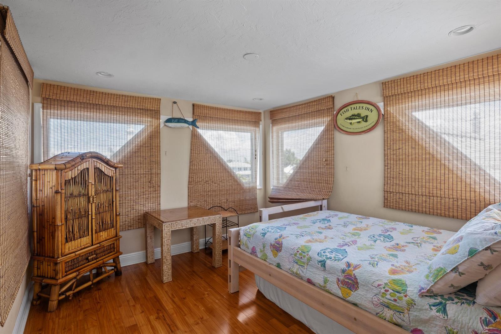 A4673613 Property Photo