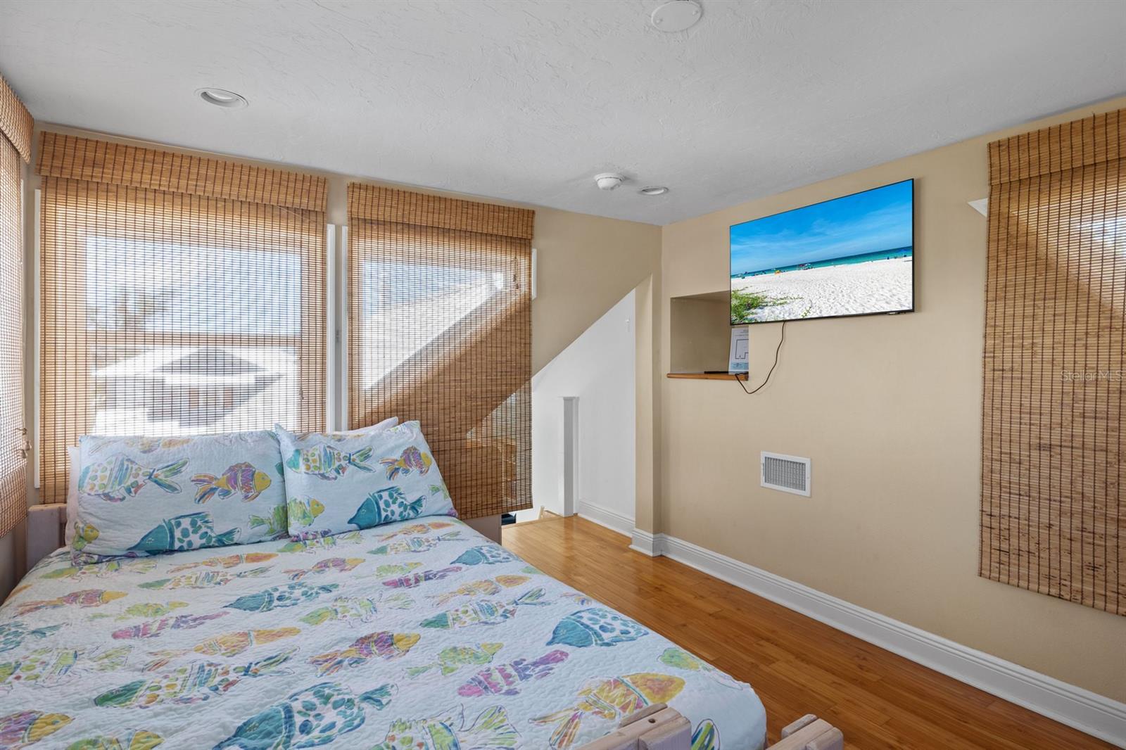 A4673613 Property Photo