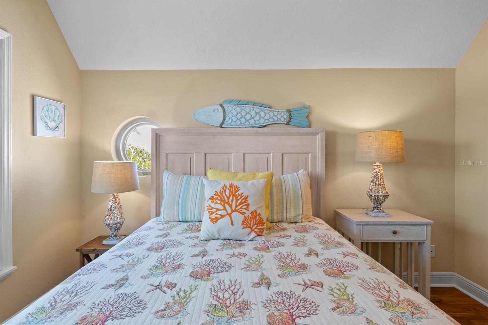 A4673613 Property Photo