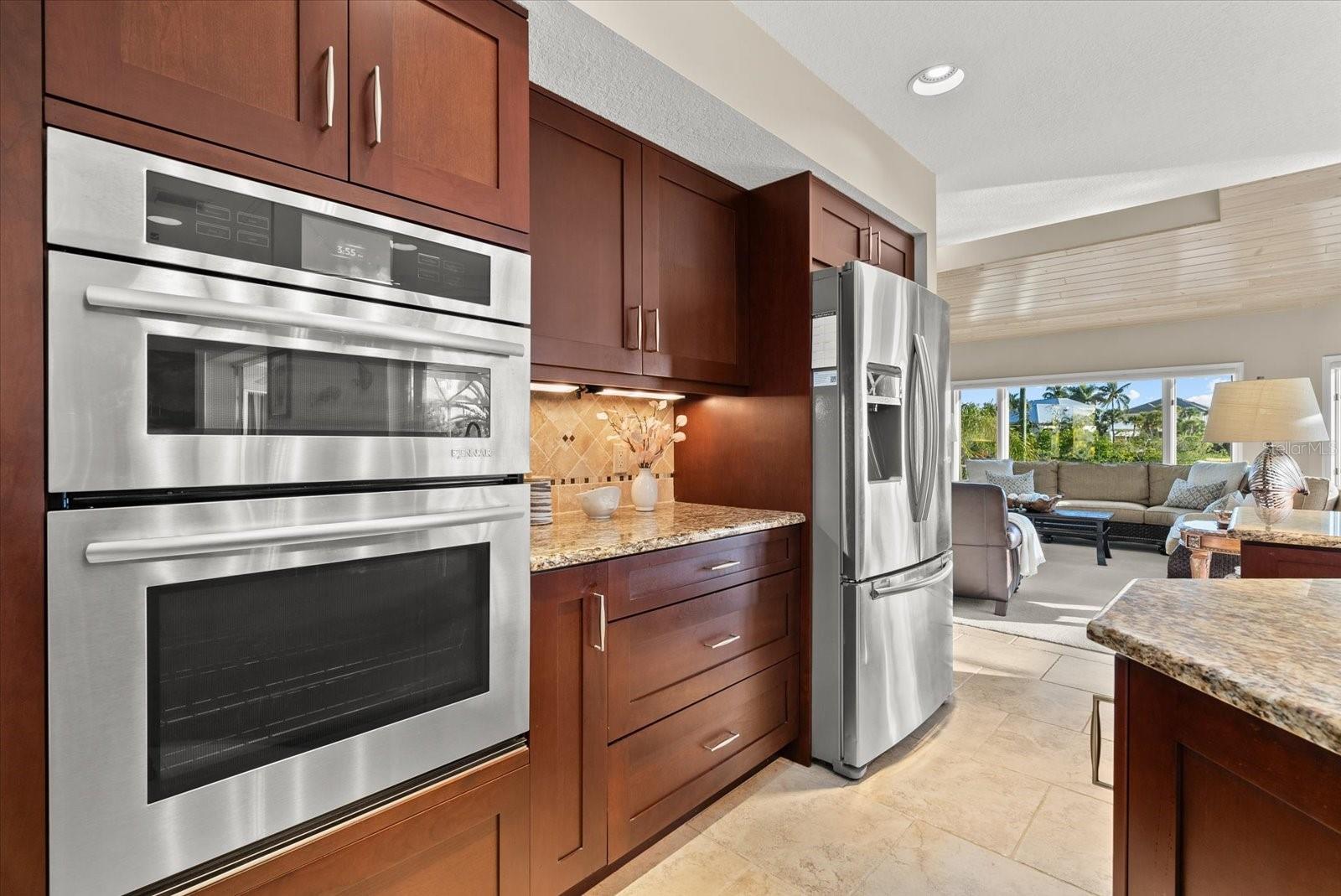 N6141722 Property Photo