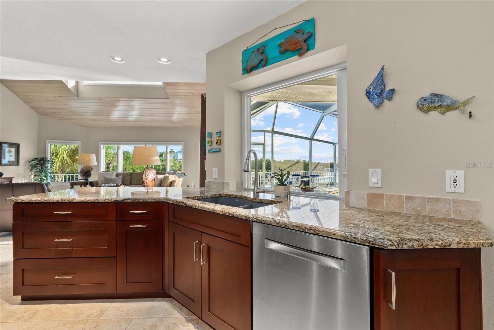 N6141722 Property Photo