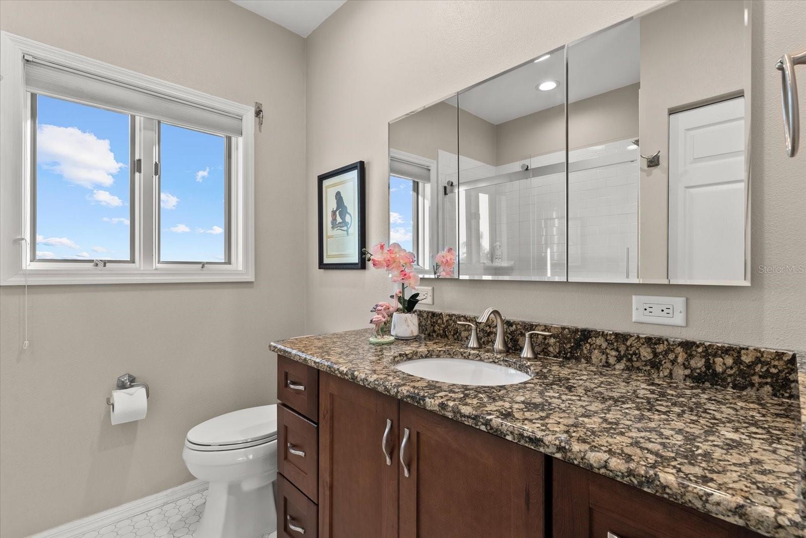 N6141722 Property Photo