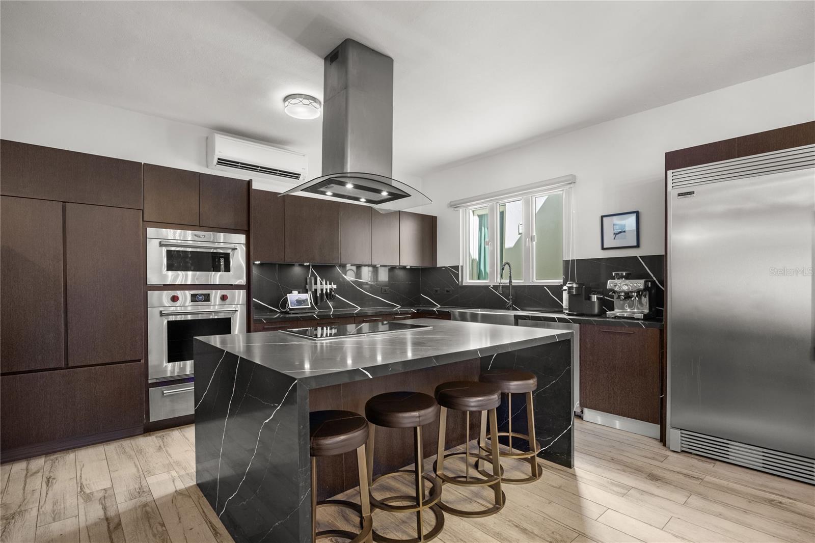 PR9117688 Property Photo