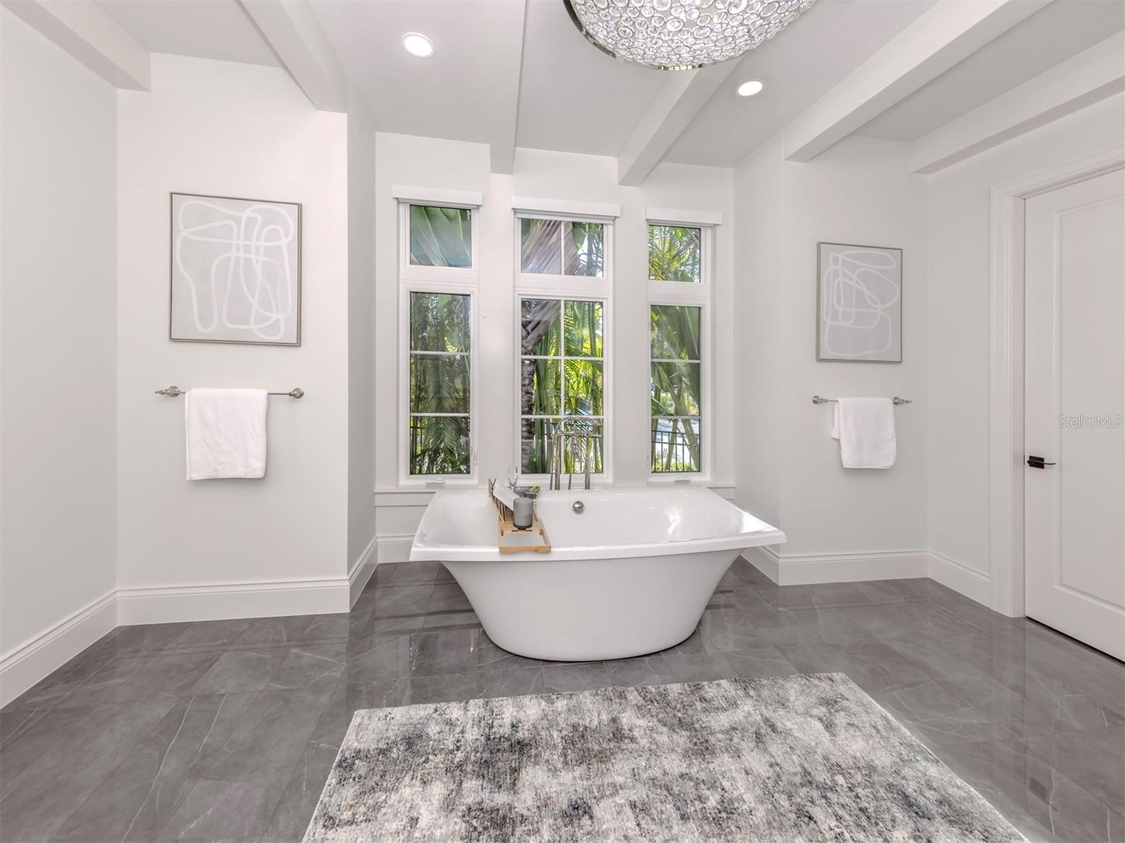 N6141724 Property Photo