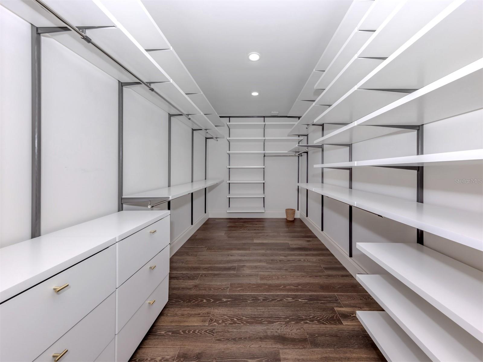 N6141724 Property Photo