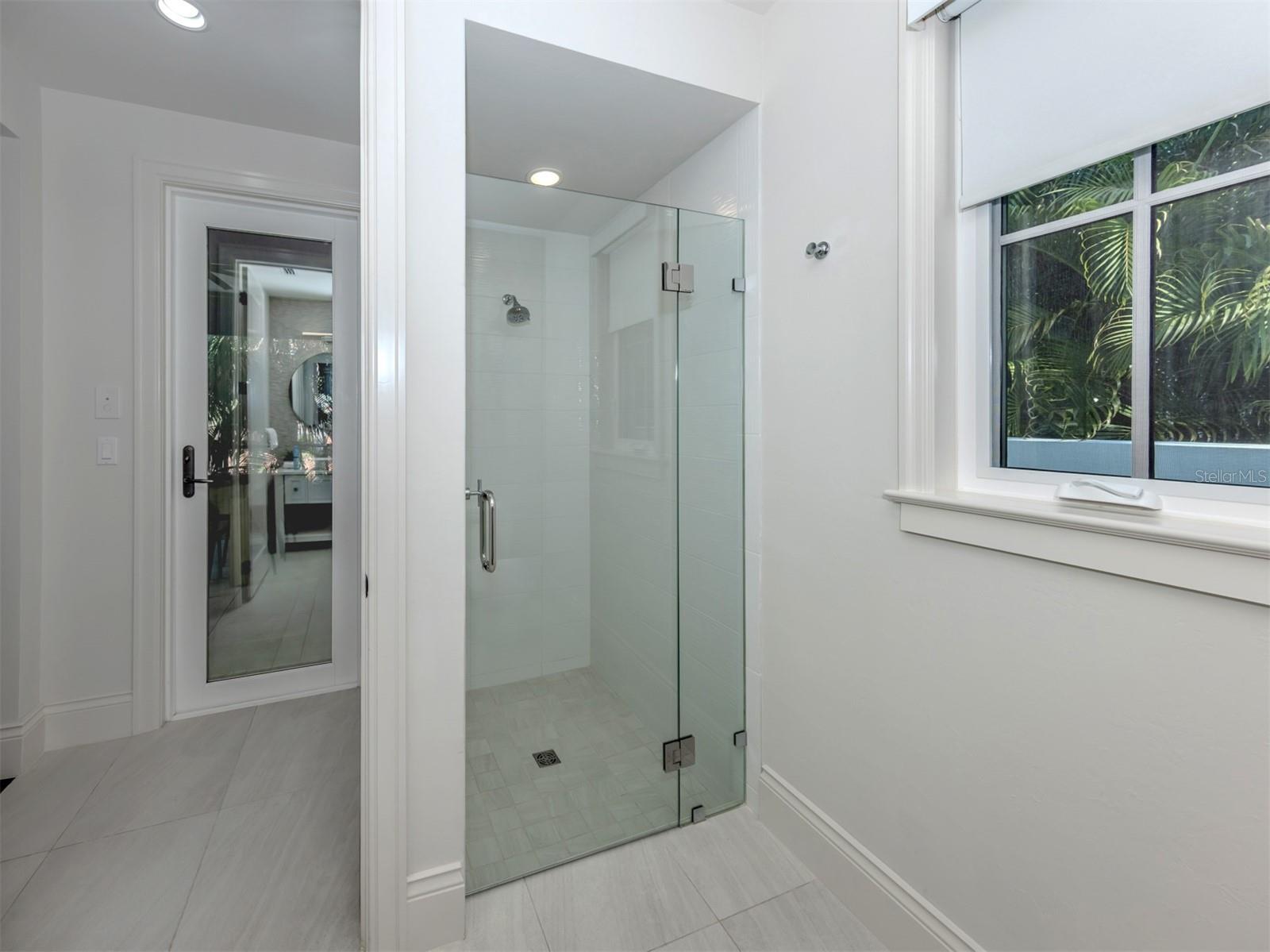 N6141724 Property Photo