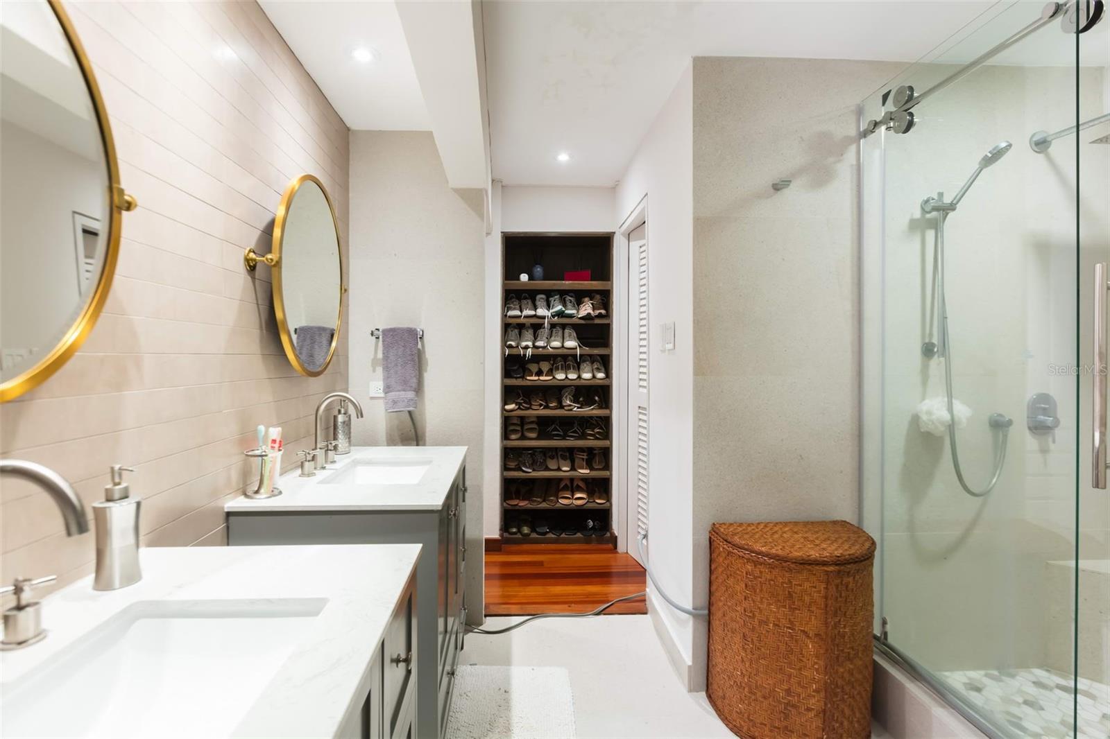 PR9117691 Property Photo