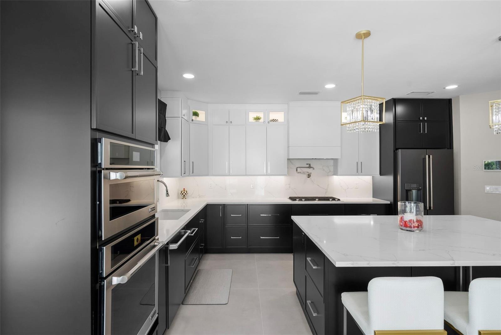 TB8452301 Property Photo