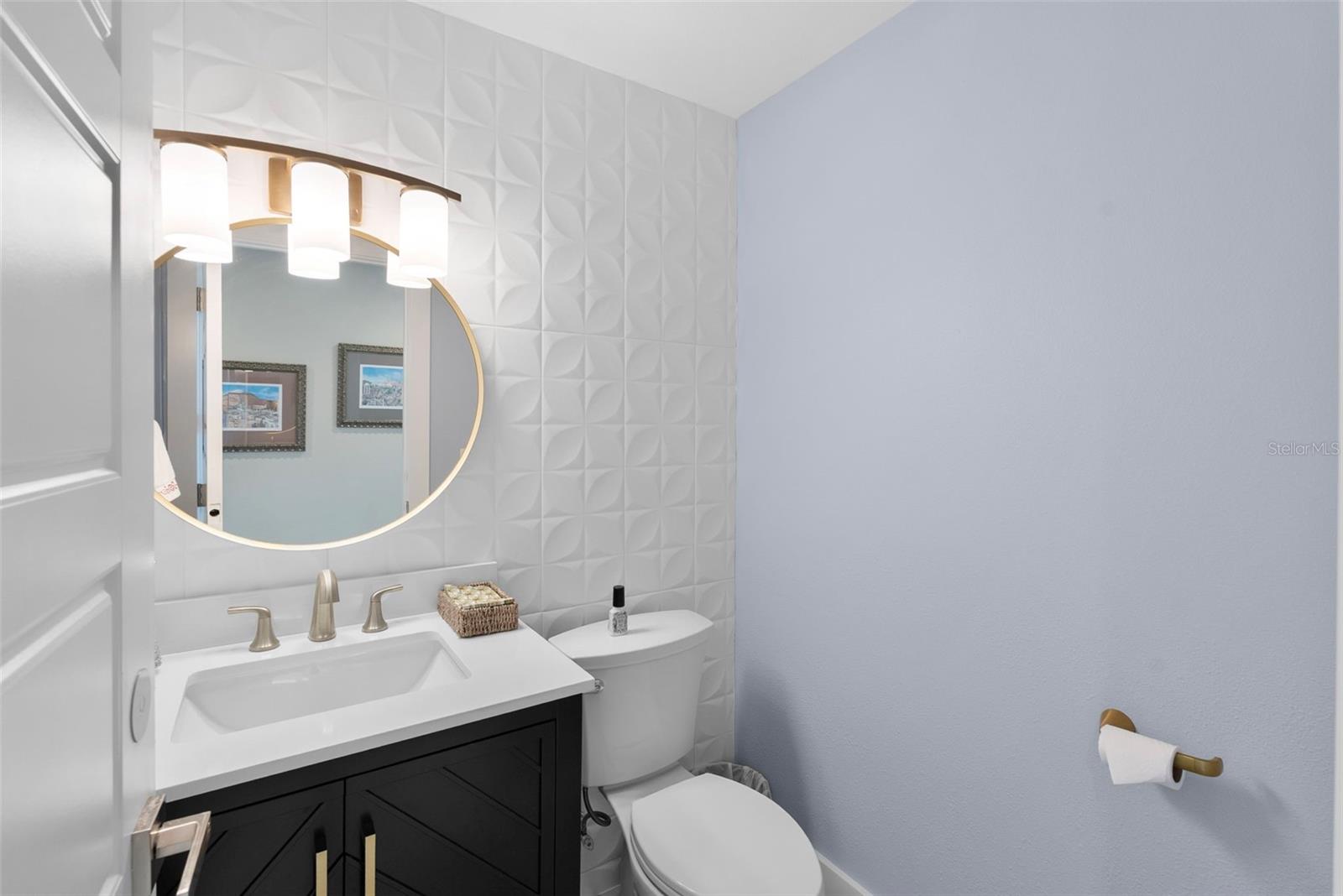 TB8452301 Property Photo