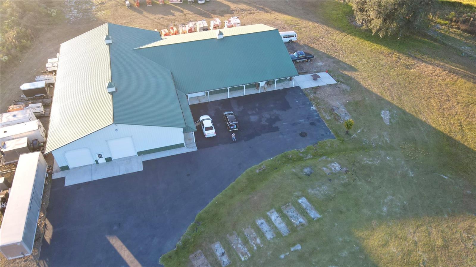 TB8452326 Property Photo