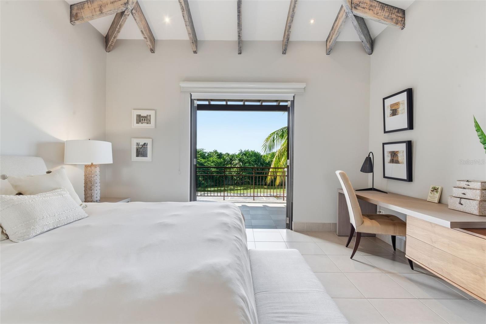 PR9117700 Property Photo