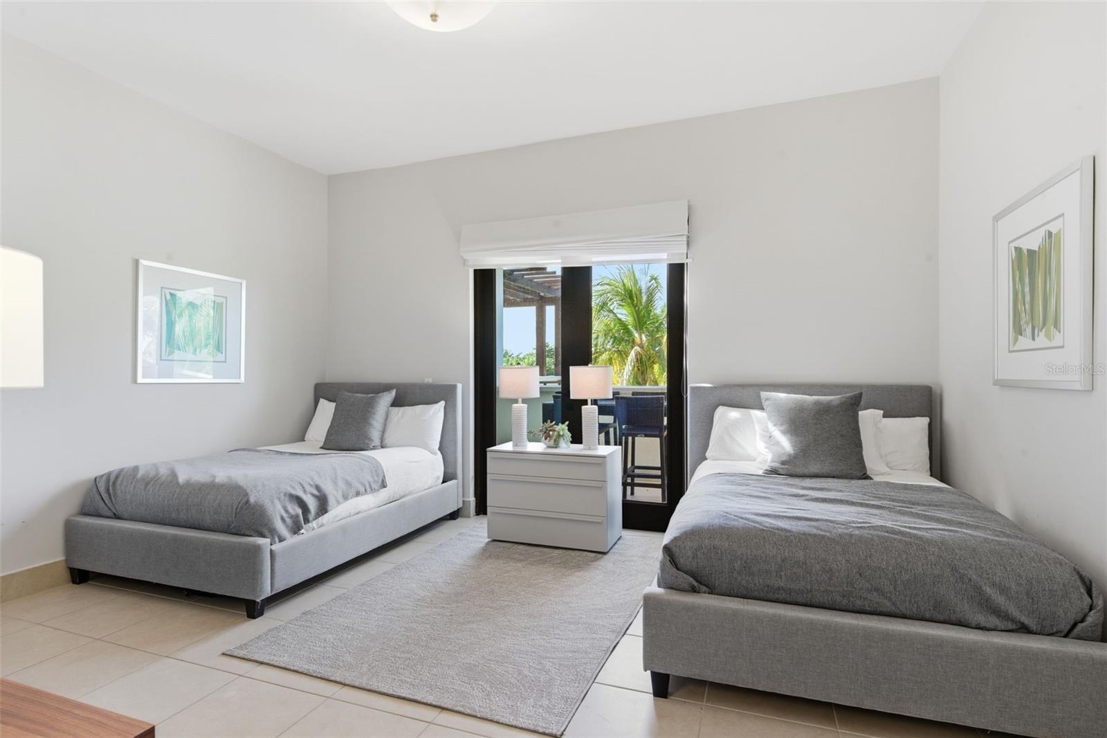 PR9117700 Property Photo