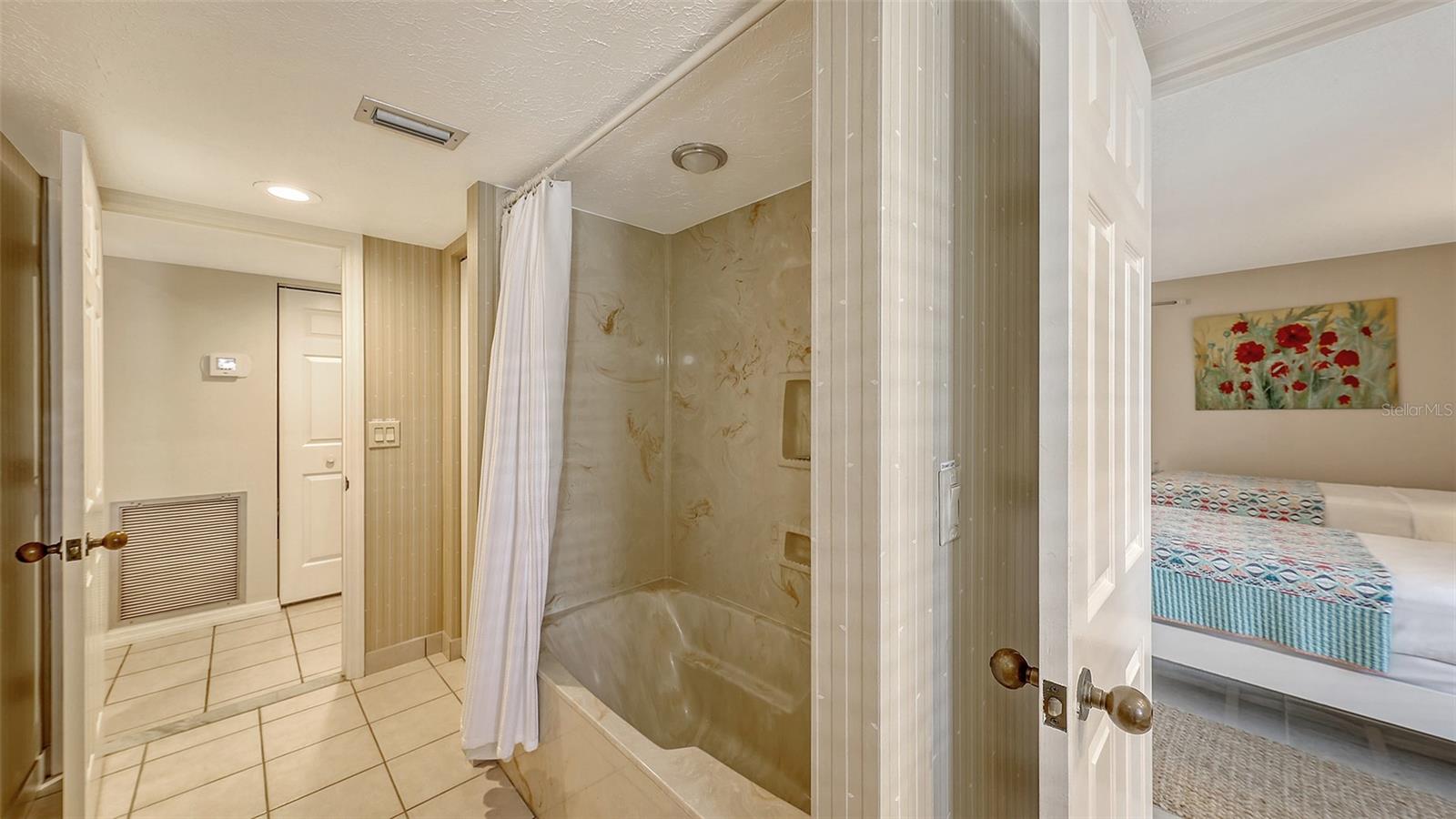 A4673661 Property Photo