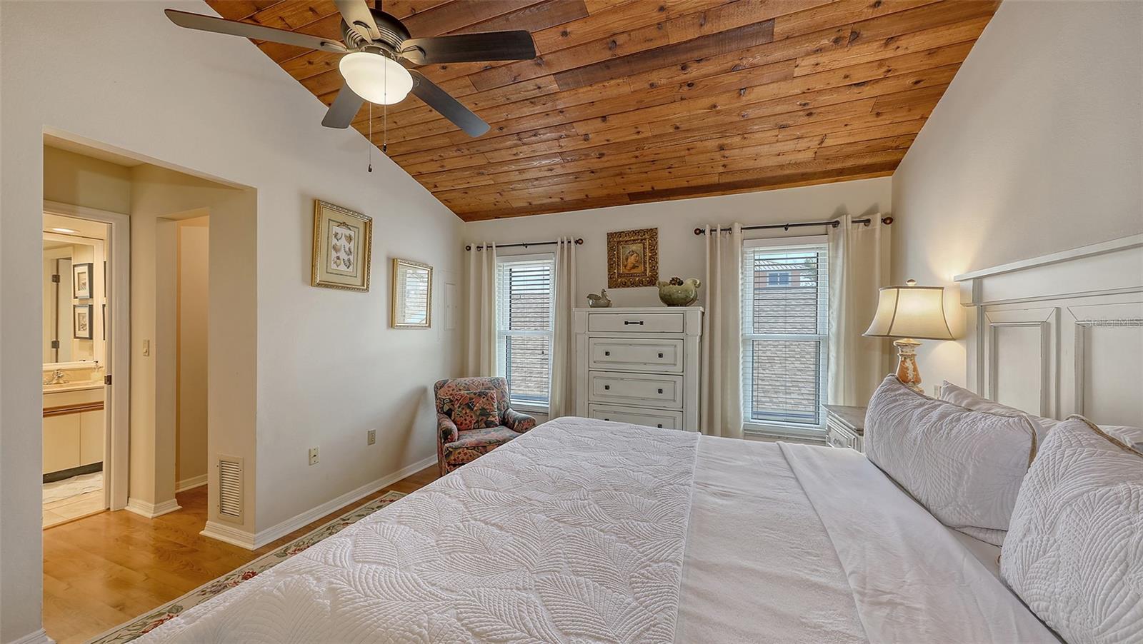 A4673661 Property Photo