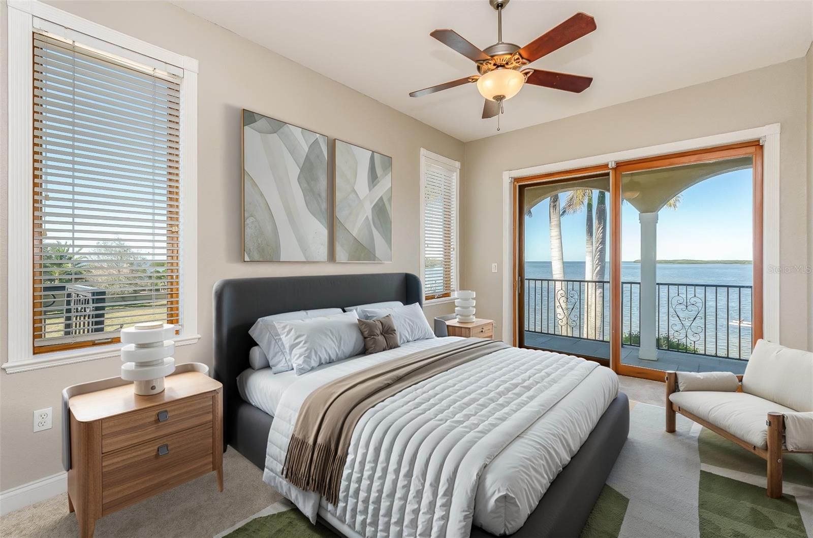 TB8452350 Property Photo