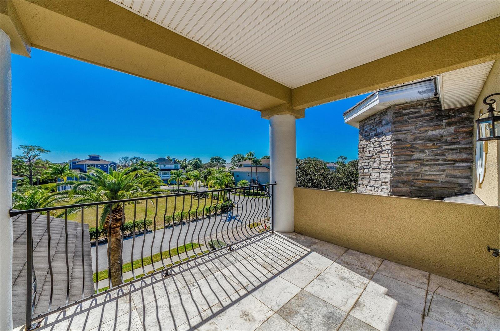 TB8452350 Property Photo