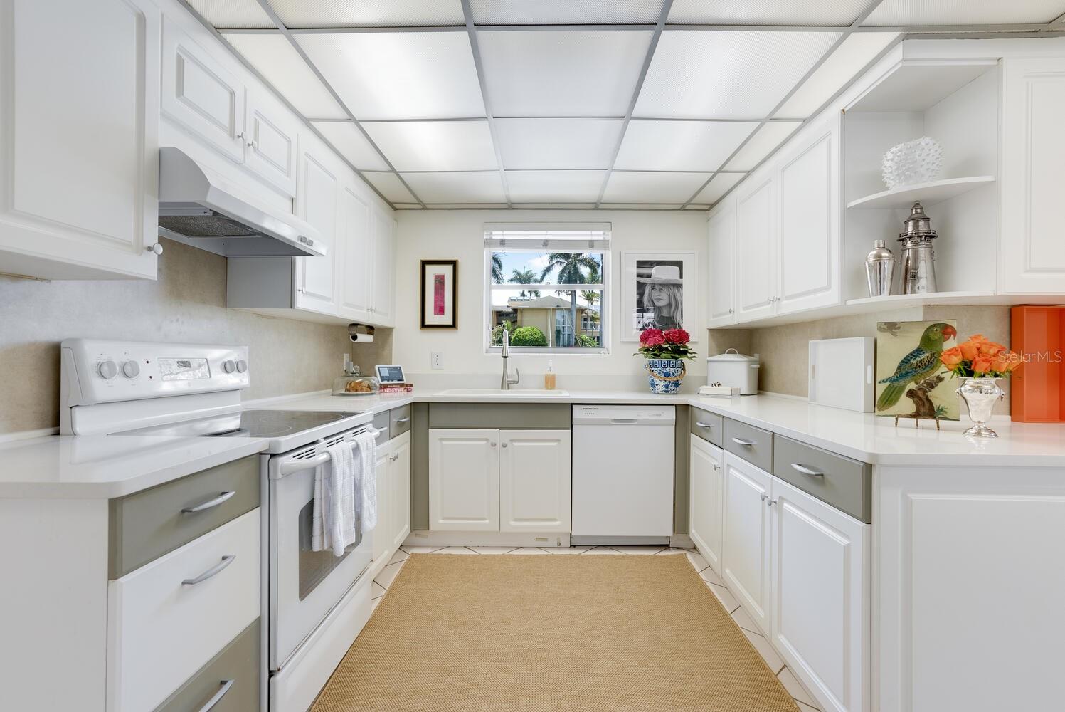 A4673664 Property Photo