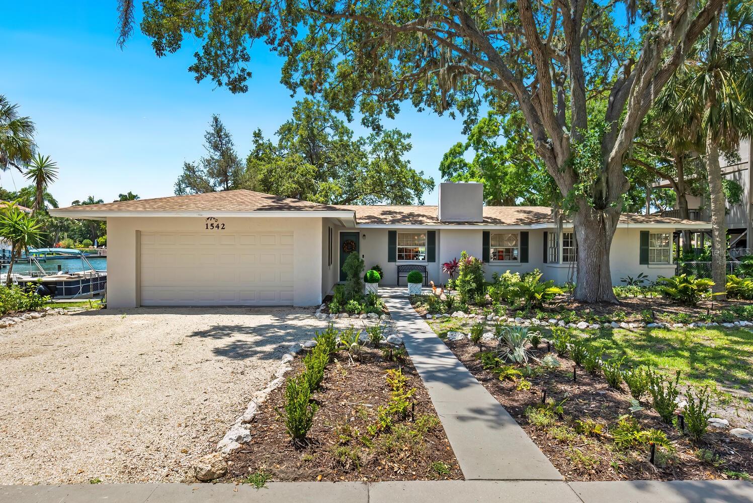 A4673664 Property Photo