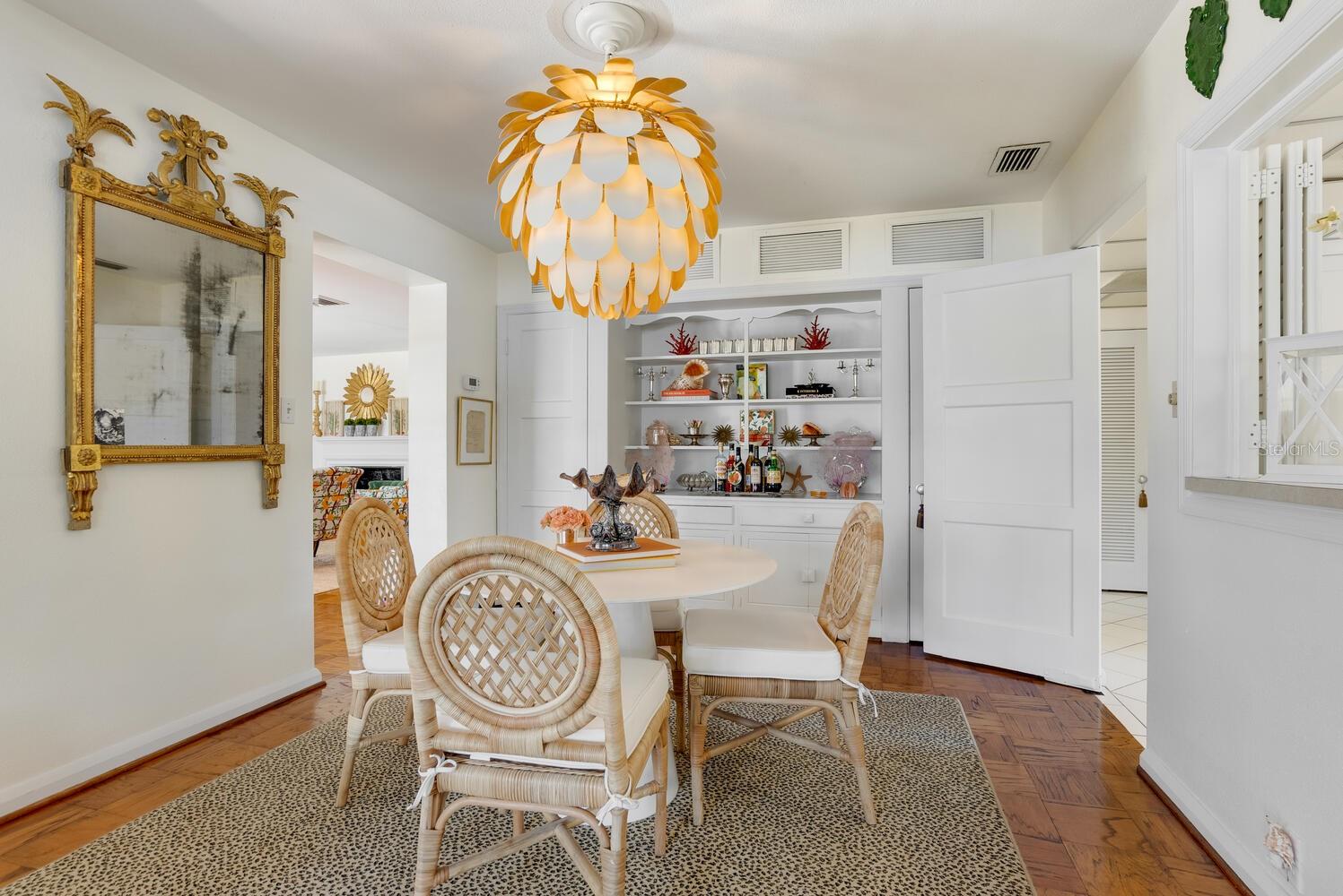 A4673664 Property Photo