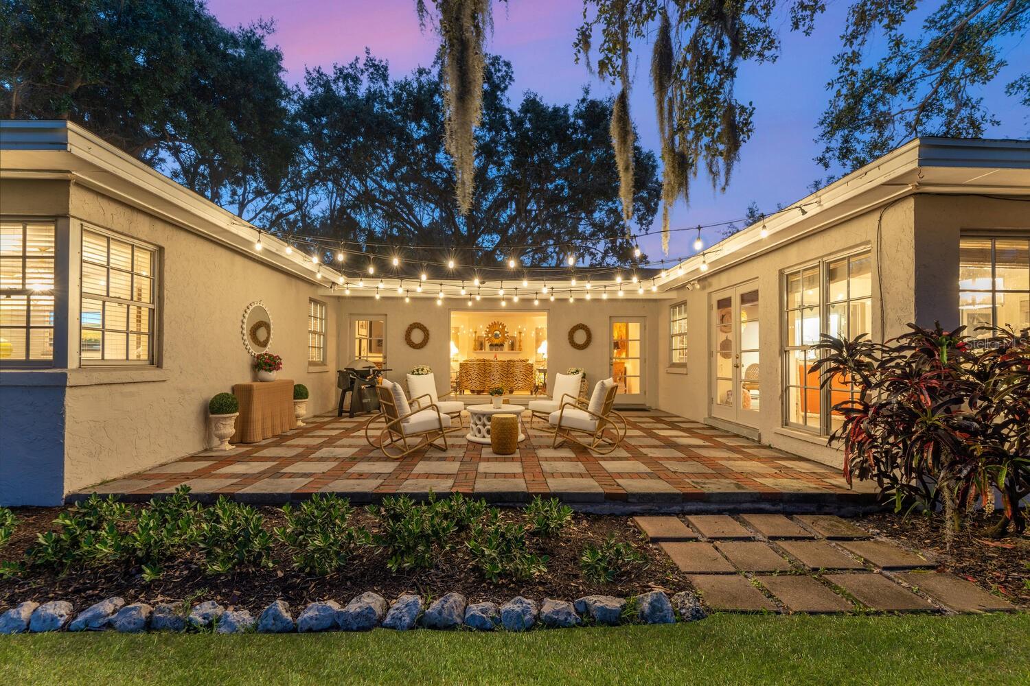 A4673664 Property Photo