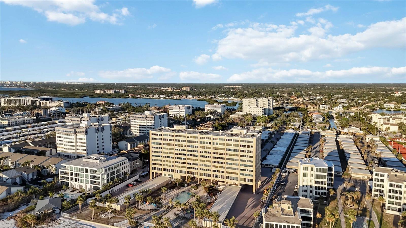 6140 MIDNIGHT PASS RD #407, SARASOTA, FL, 34242