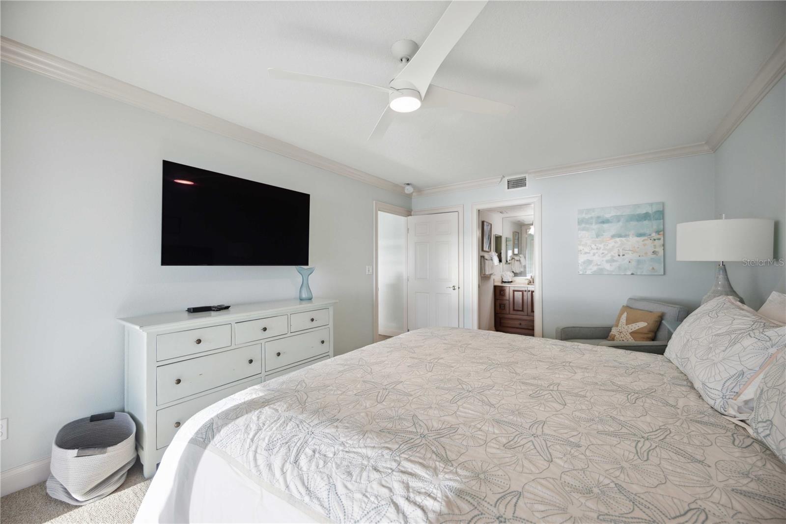 6140 MIDNIGHT PASS RD #407, SARASOTA, FL, 34242