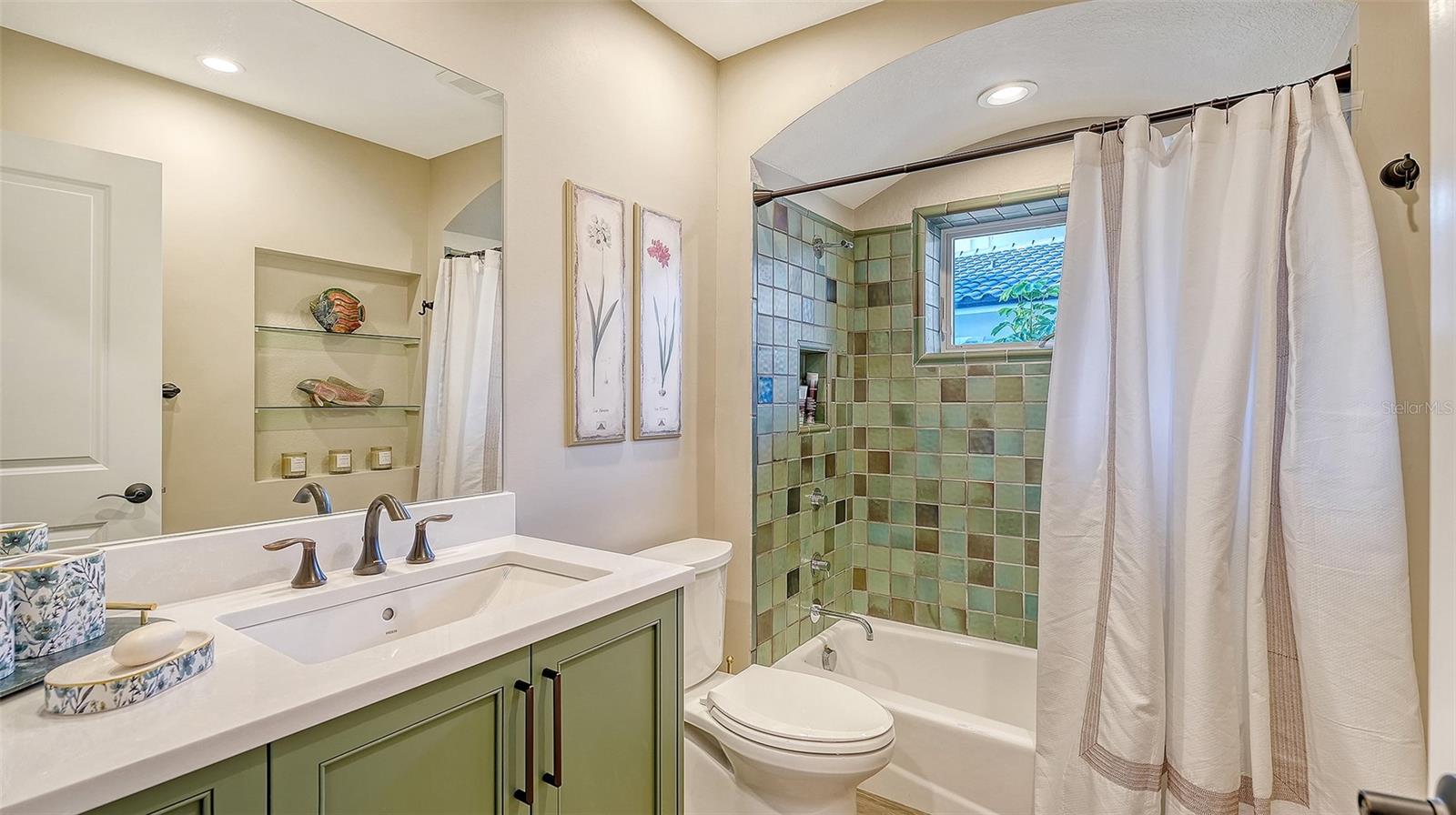 A4673685 Property Photo