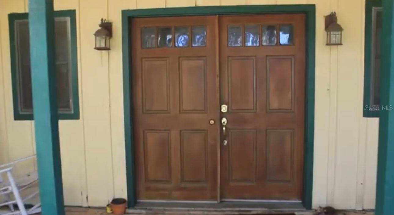 O6364015 Property Photo