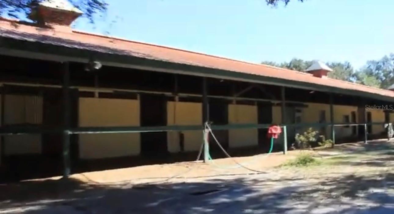 O6364015 Property Photo