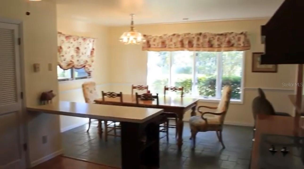 O6364015 Property Photo