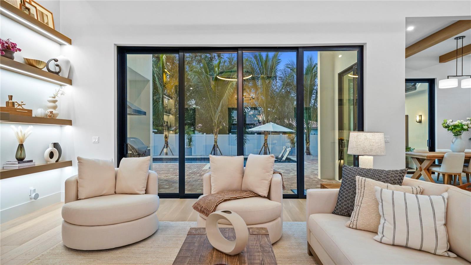 A4673707 Property Photo