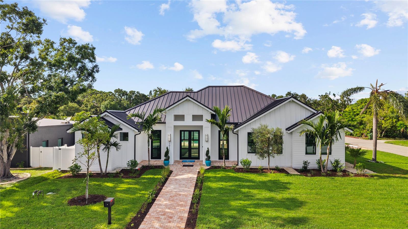 A4673707 Property Photo